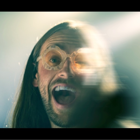 Meet your Posher, Caleb - Picture 7 of 9